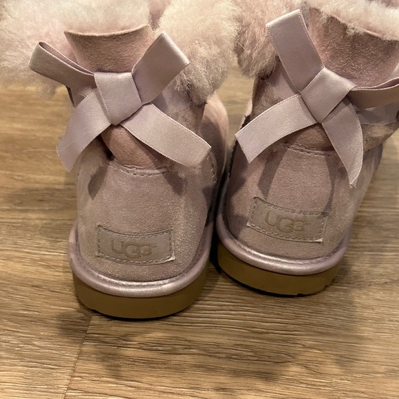 UGG Mini Bailey Bow II size 4 - Picture 10 of 15